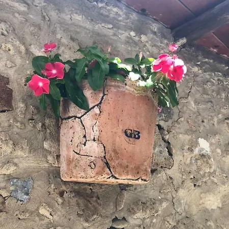 Casa de Férias The Little Stone House -kucuk Ev -