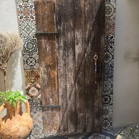 Casa de Férias The Little Stone House -kucuk Ev - *