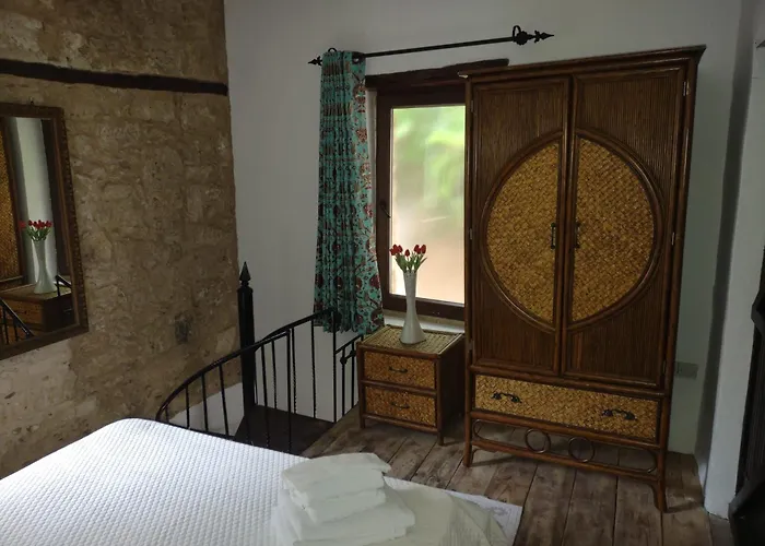 The Little Stone House -kucuk Ev - Kyrenia (Northern Cyprus)